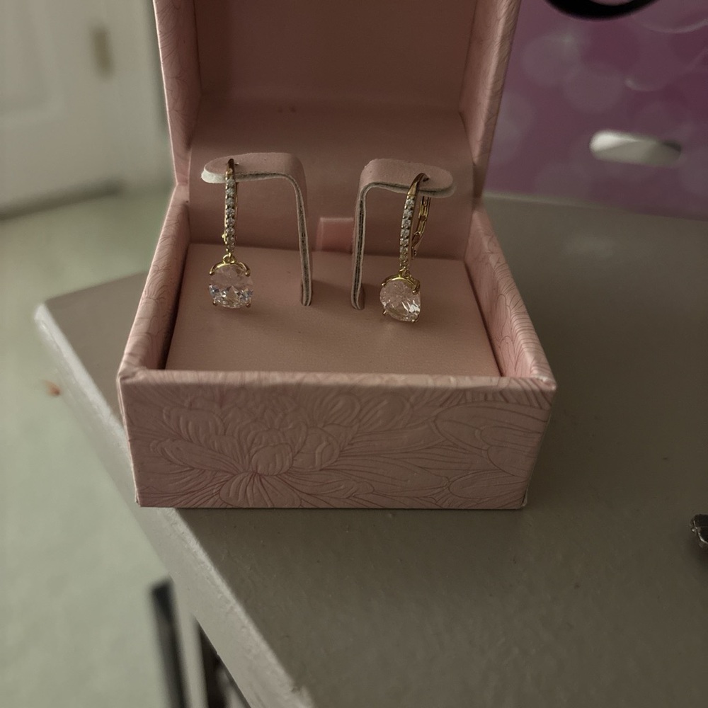 Elegant Gold and Pink Drop Earrings